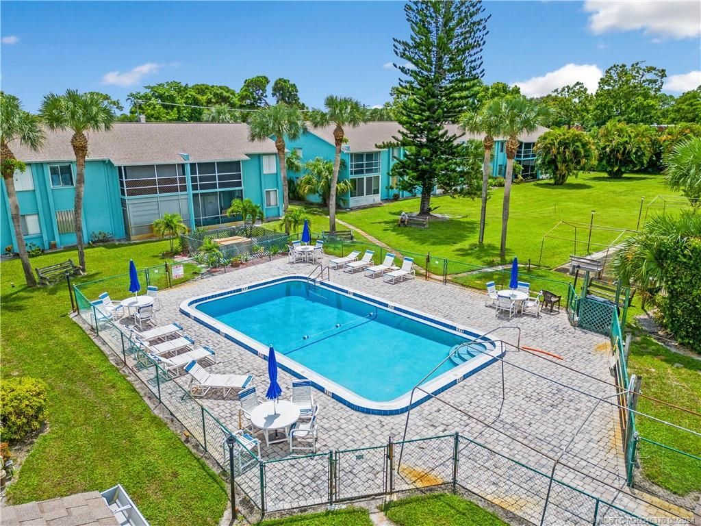 2440 SE Ocean Boulevard, Unit C204, Stuart, FL 34996 Photo