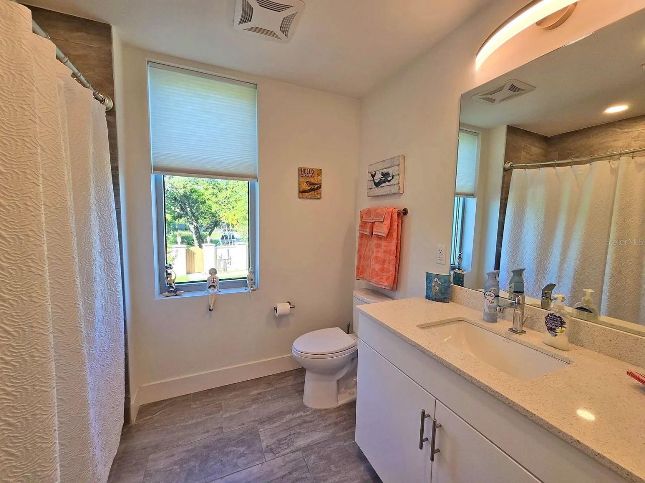 1709 N Tamiami Trail, Unit 201, Sarasota, FL 34234 Photo