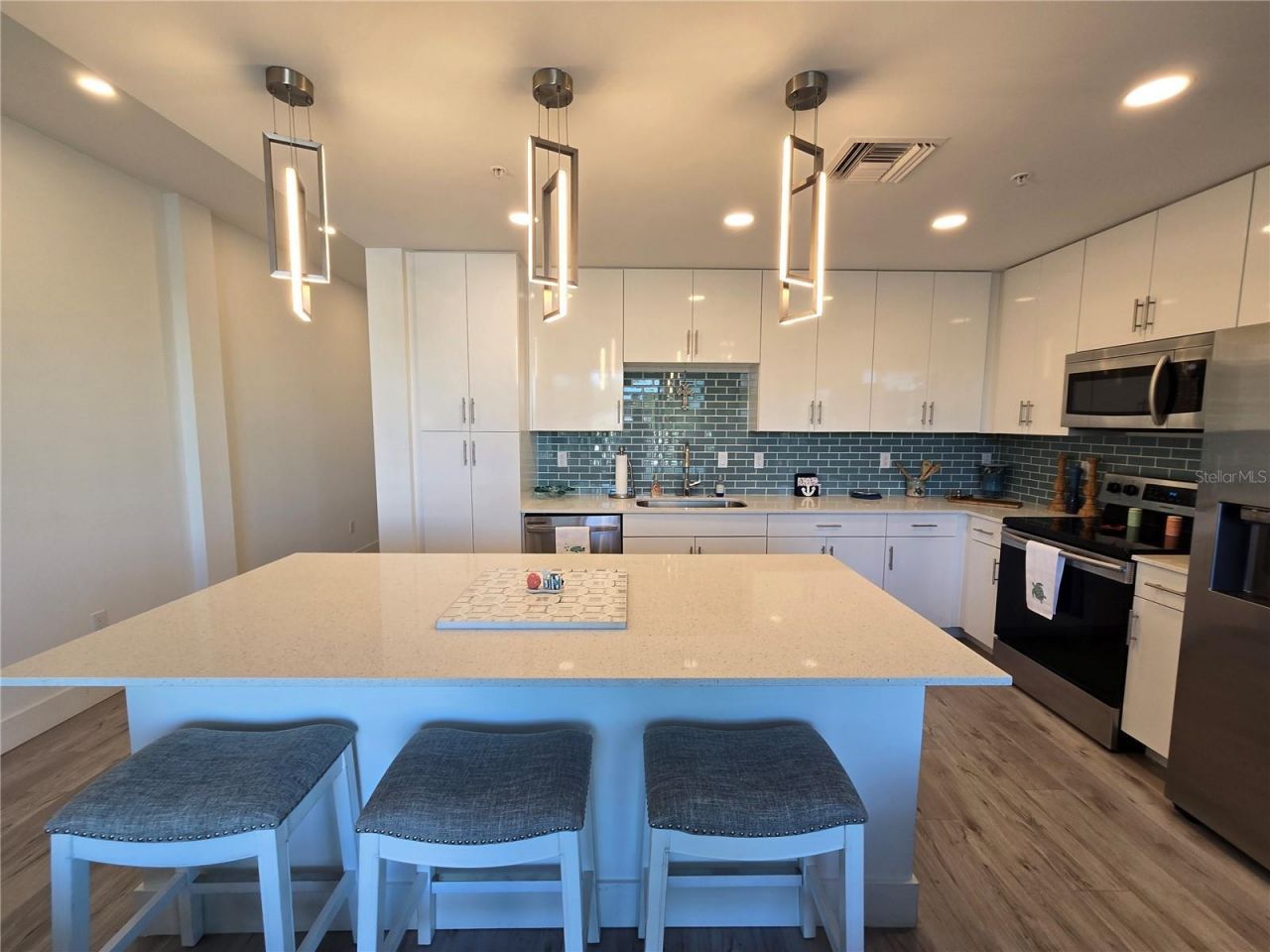 1709 N Tamiami Trail, Unit 201, Sarasota, FL 34234 Photo