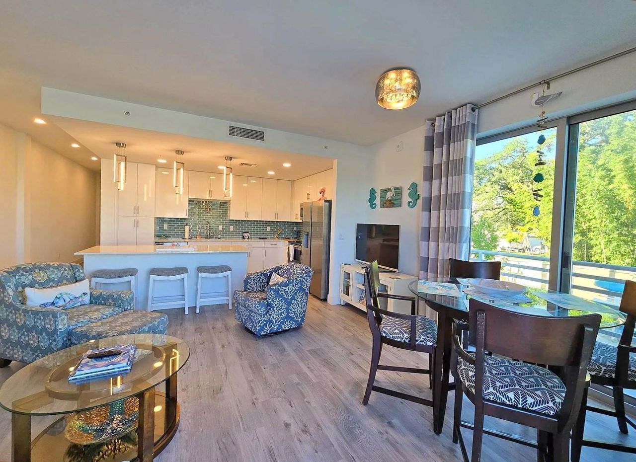 1709 N Tamiami Trail, Unit 201, Sarasota, FL 34234 Photo