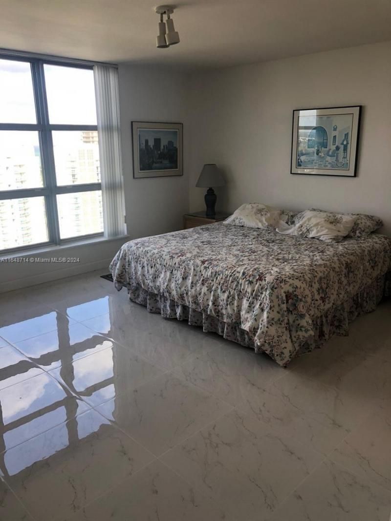 3500 Mystic Pointe Dr, Unit 3004, Aventura, FL 33180 Photo