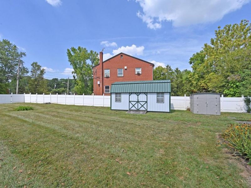 1508 Beth Lane, Cincinnati, OH 45230 Photo 3