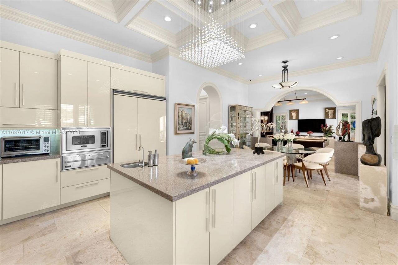 12110 SW 60th Ct, Pinecrest, FL 33156 Photo