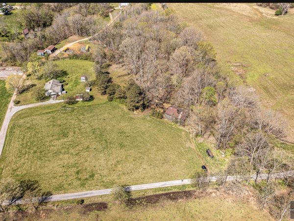 2633 Bearwallow Rd, Ashland City, TN 37015