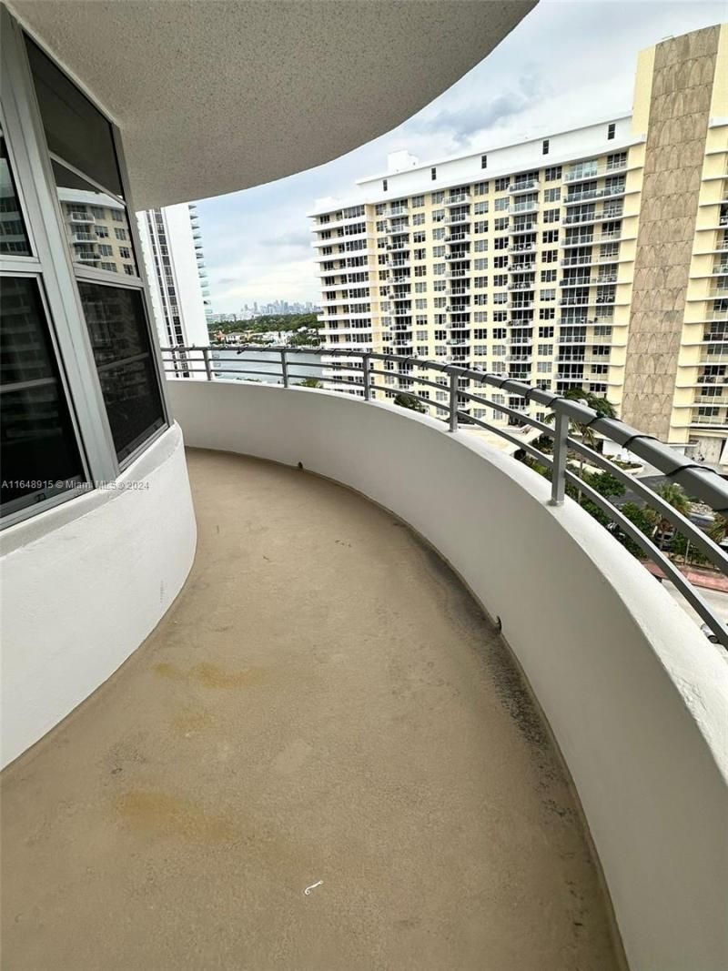 5555 Collins Ave, Unit 10B, Miami Beach, FL 33140 Photo