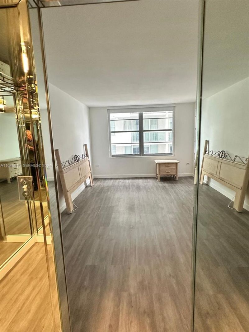 5555 Collins Ave, Unit 10B, Miami Beach, FL 33140 Photo