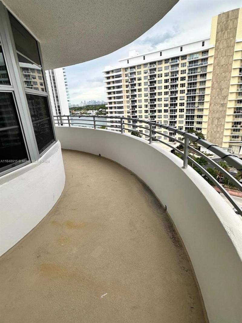 5555 Collins Ave, Unit 10B, Miami Beach, FL 33140 Photo