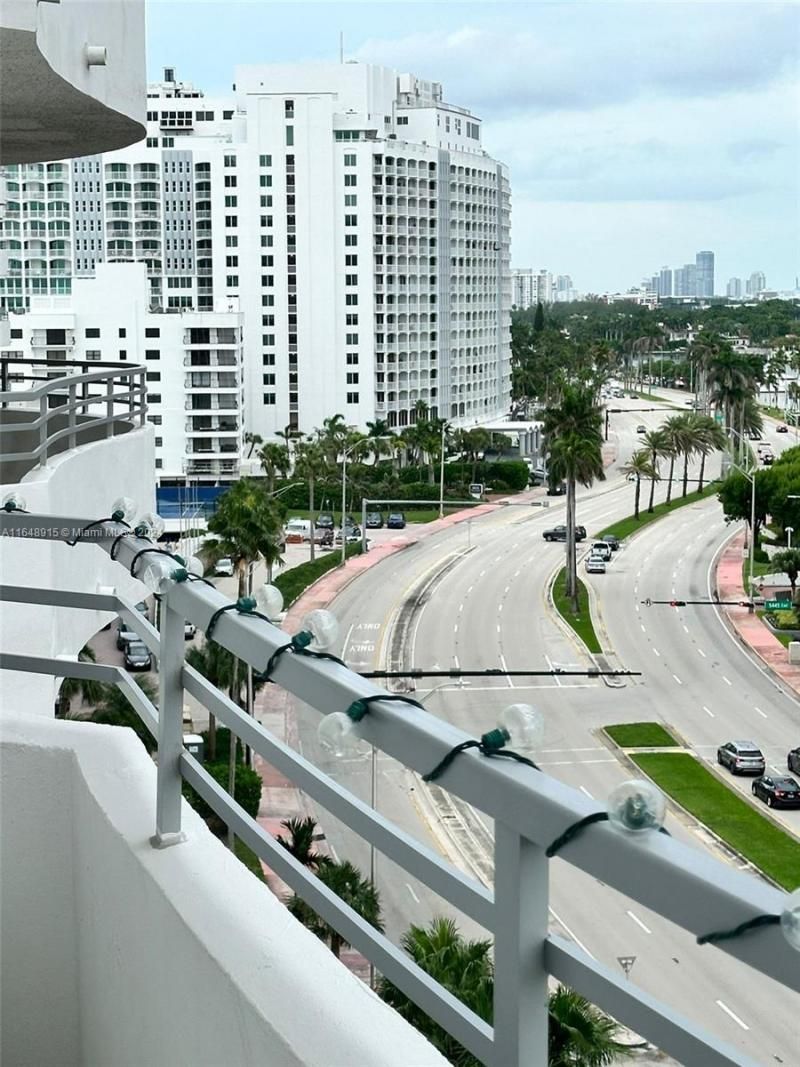 5555 Collins Ave, Unit 10B, Miami Beach, FL 33140 Photo