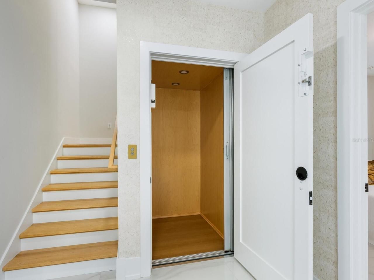 2170 Fruitville Road, Sarasota, FL 34237 Photo