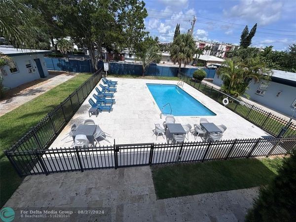 1020 N Victoria Park Road, Unit 23, Fort Lauderdale, FL 33304