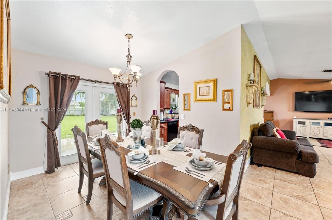 1442 NW 20th St, Homestead, FL 33030 Photo