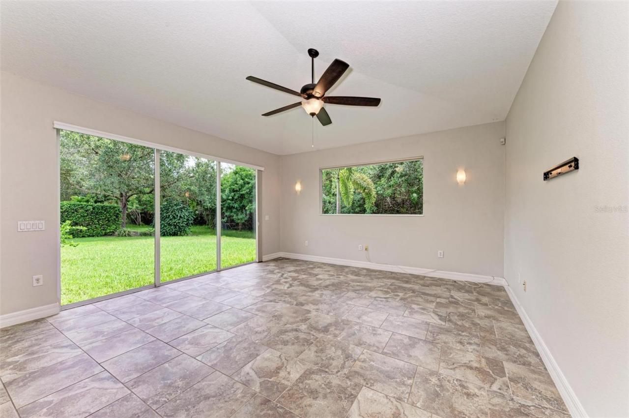 337 Snapdragon Loop, Bradenton, FL 34212 Photo