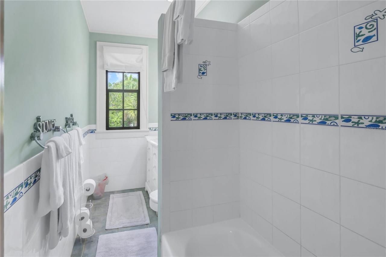 516 Gulf Boulevard, Indian Rocks Beach, FL 33785 Photo