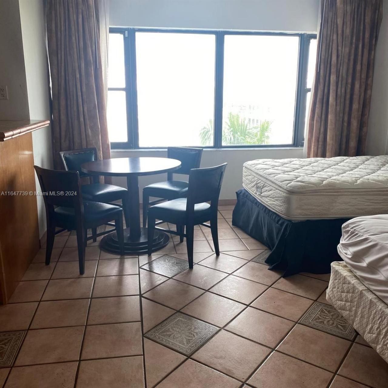 6345 Collins Ave, Unit 614, Miami Beach, FL 33141 Photo