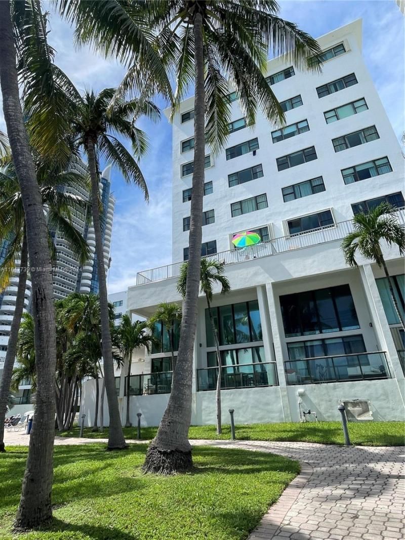 6345 Collins Ave, Unit 614, Miami Beach, FL 33141 Photo