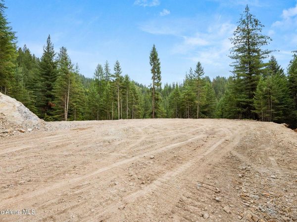872 South Fork Ridge Rd, Smelterville, ID 83868