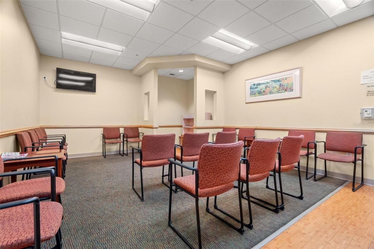 625 6th Avenue S, Unit 405, Saint Petersburg, FL 33701 Photo