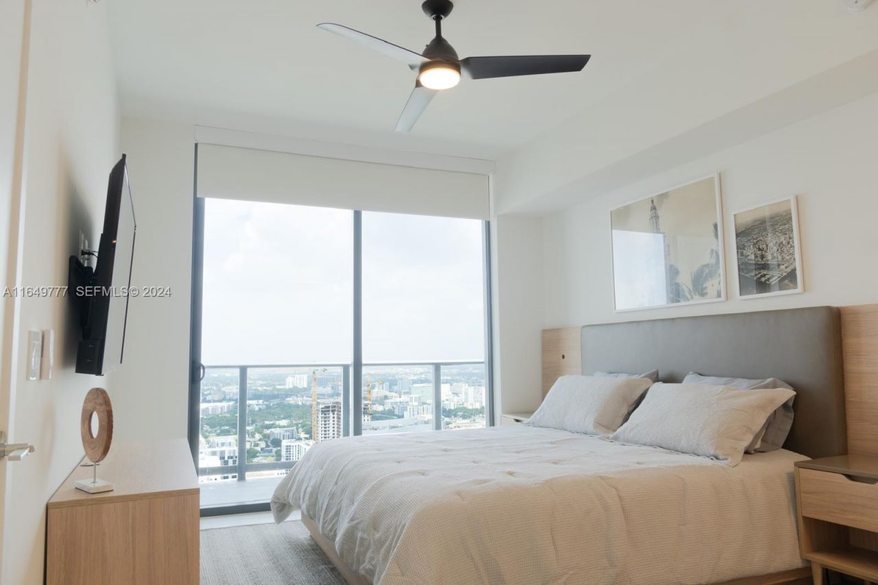 601 NE 1 Ave, Unit 4704, Miami, FL 33132 Photo