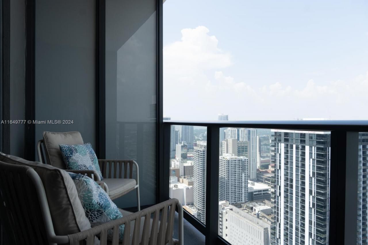 601 NE 1 Ave, Unit 4704, Miami, FL 33132 Photo