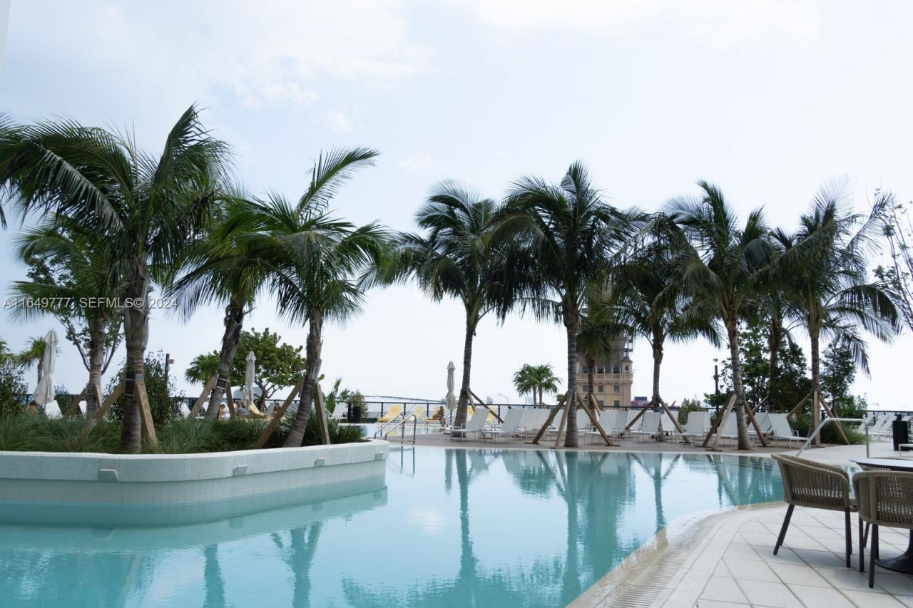 601 NE 1 Ave, Unit 4704, Miami, FL 33132 Photo