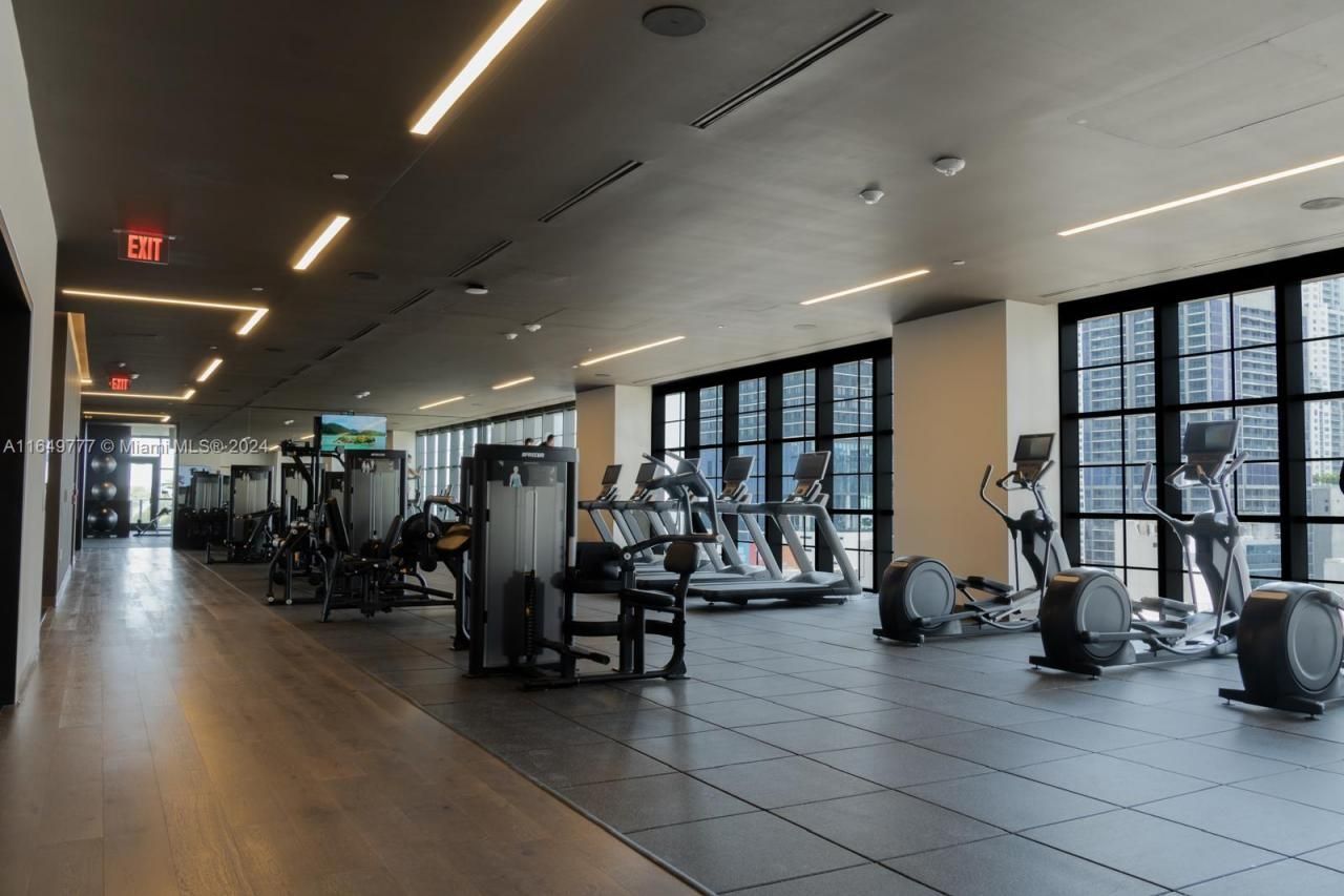 601 NE 1 Ave, Unit 4704, Miami, FL 33132 Photo