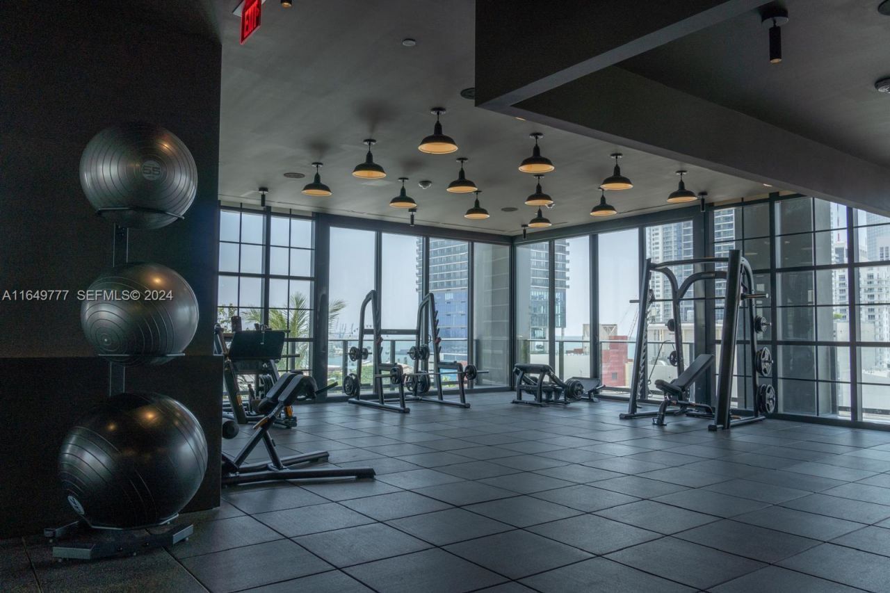 601 NE 1 Ave, Unit 4704, Miami, FL 33132 Photo