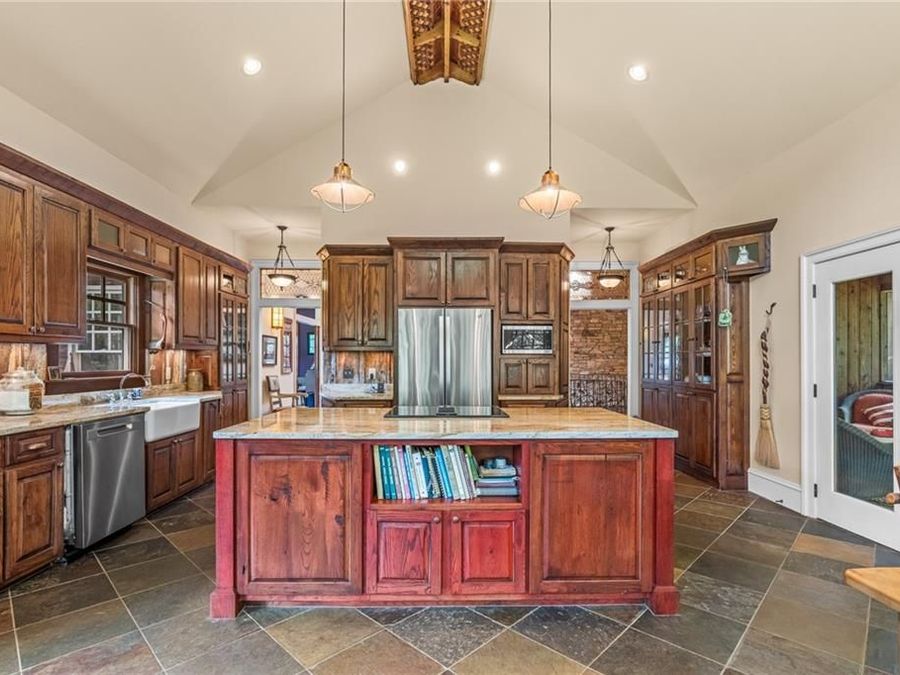 Property Image 126
