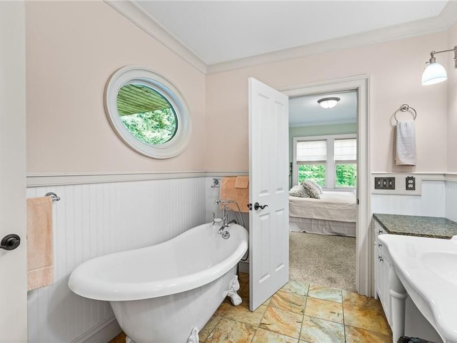Property Image 145