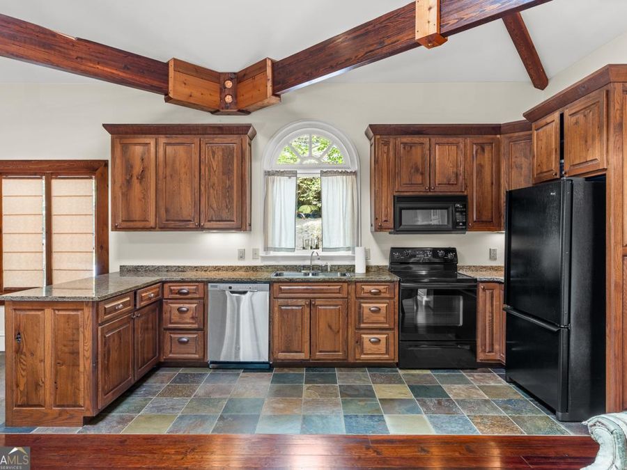 Property Image 144