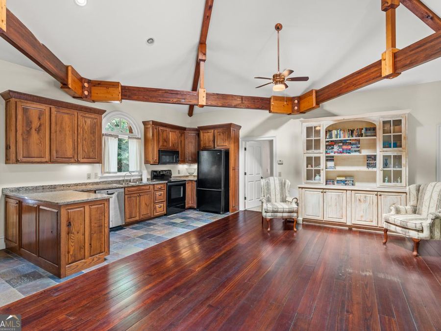 Property Image 147