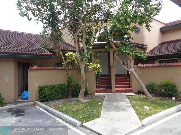 8953 W Sunrise Boulevard, Unit 8953, Plantation, FL 33322