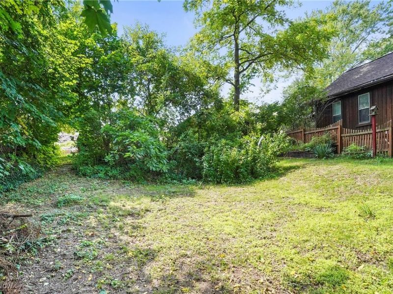 796 Portage Lakes Drive, Akron, OH 44319 Photo 8