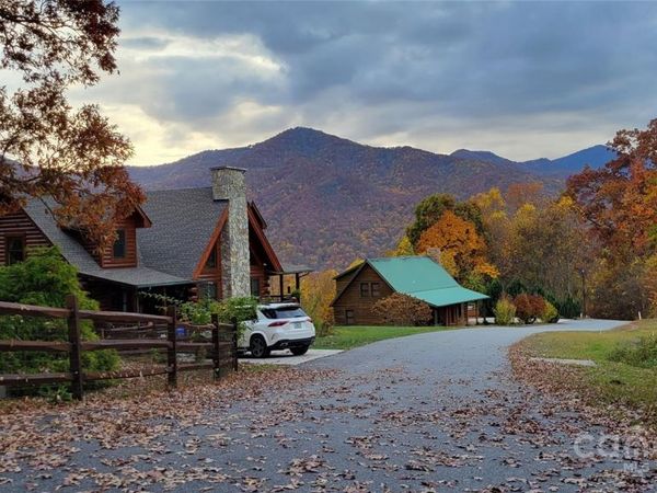 43 Rons Ridge, Waynesville, NC 28785