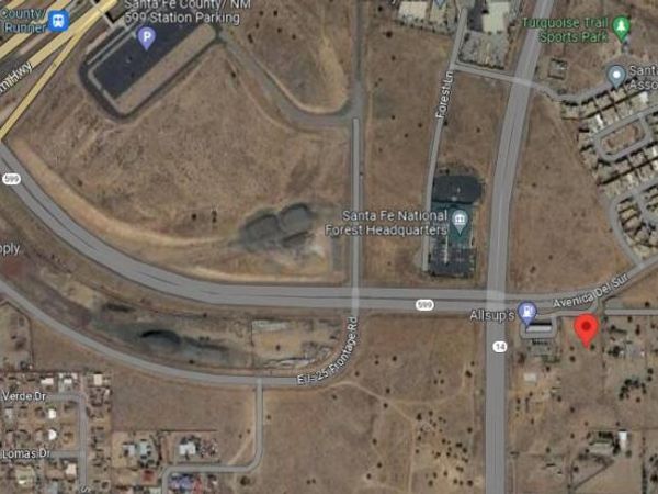 8 Avenida Del Sur, Santa Fe, NM 87508