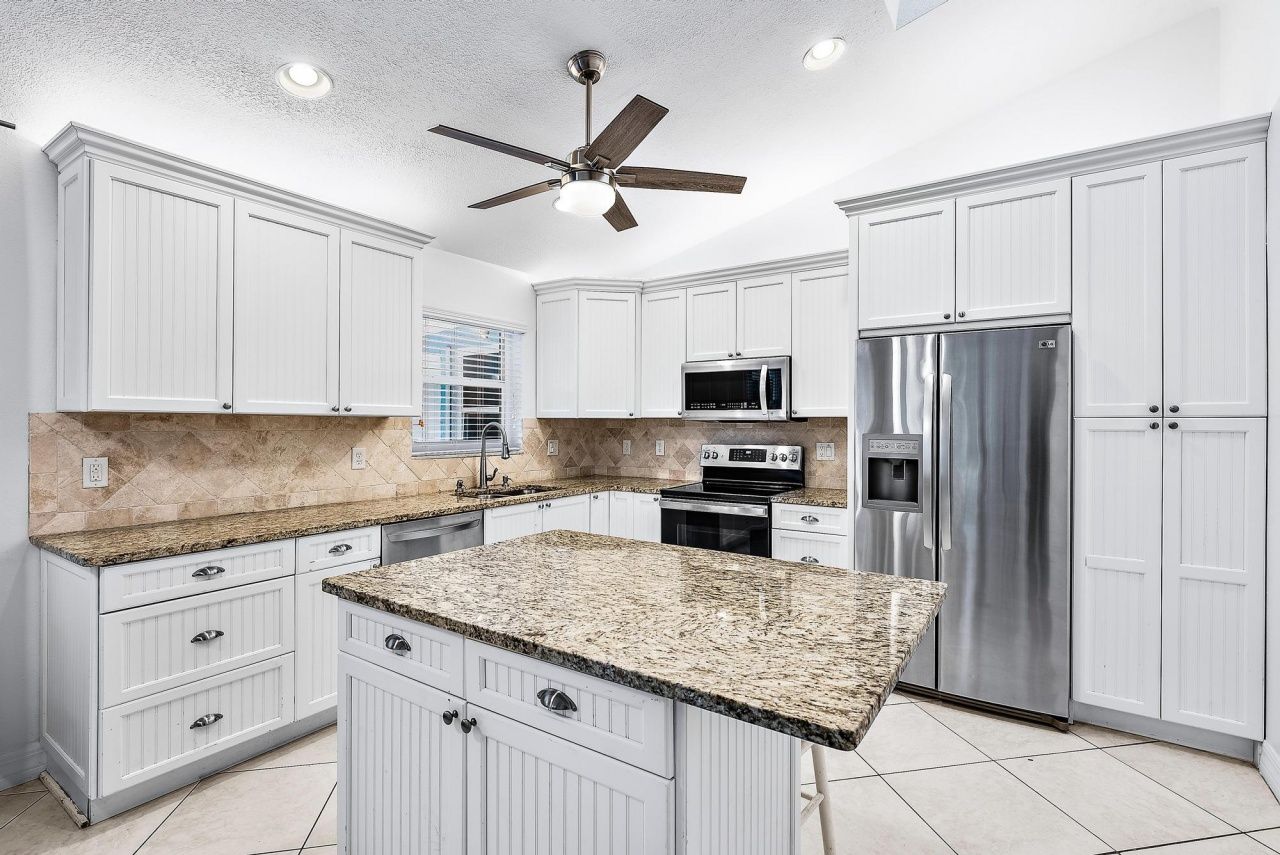 2507 N Ocean Drive, Hutchinson Island, FL 34949 Photo