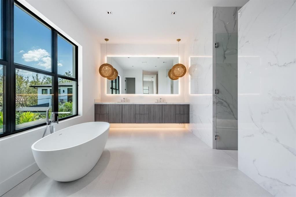 214 S Renellie Drive, Tampa, FL 33609 Photo