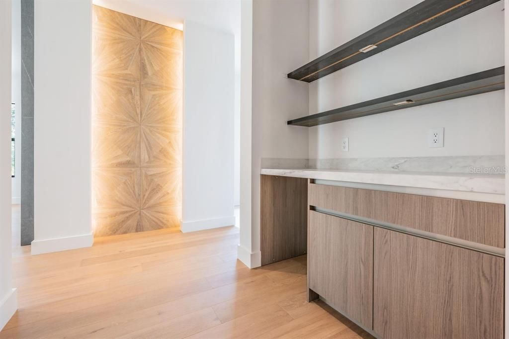 214 S Renellie Drive, Tampa, FL 33609 Photo