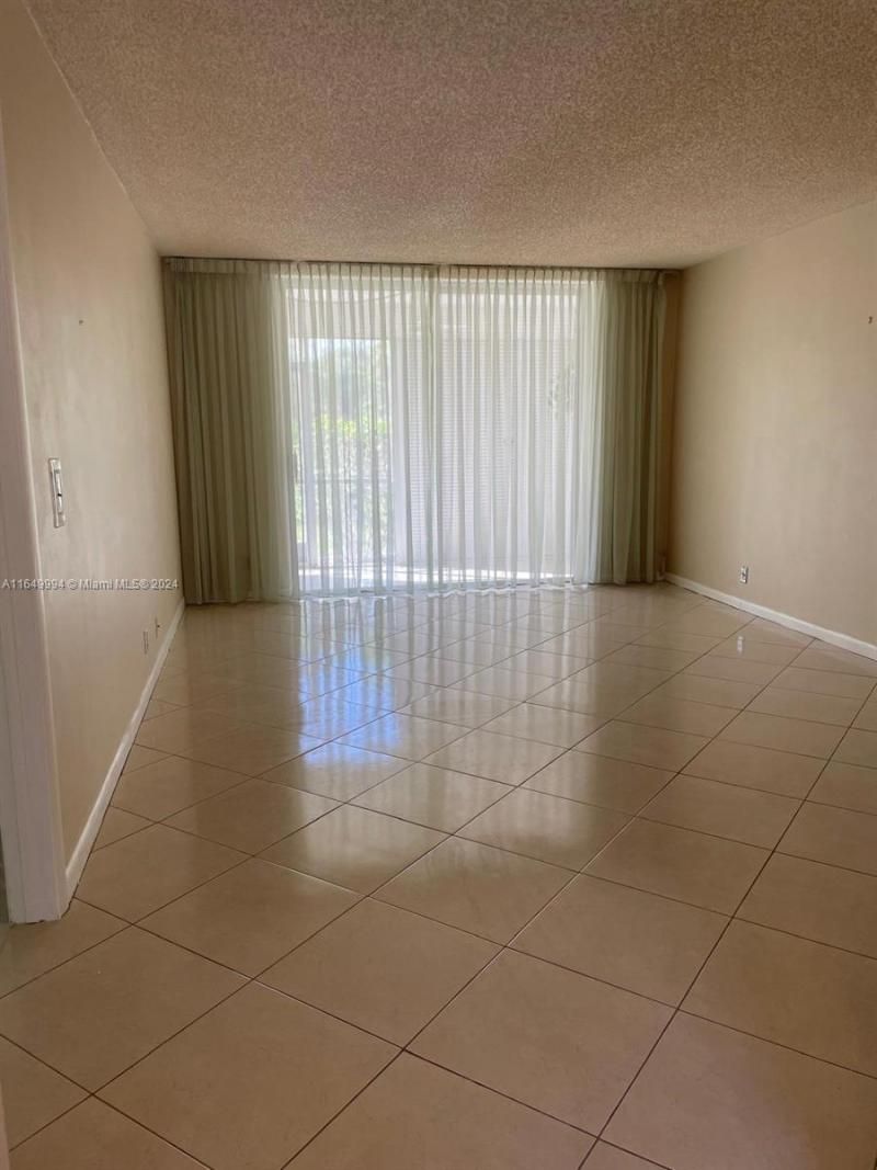 6700 Royal Palm Blvd, Unit 103D, Margate, FL 33063 Photo