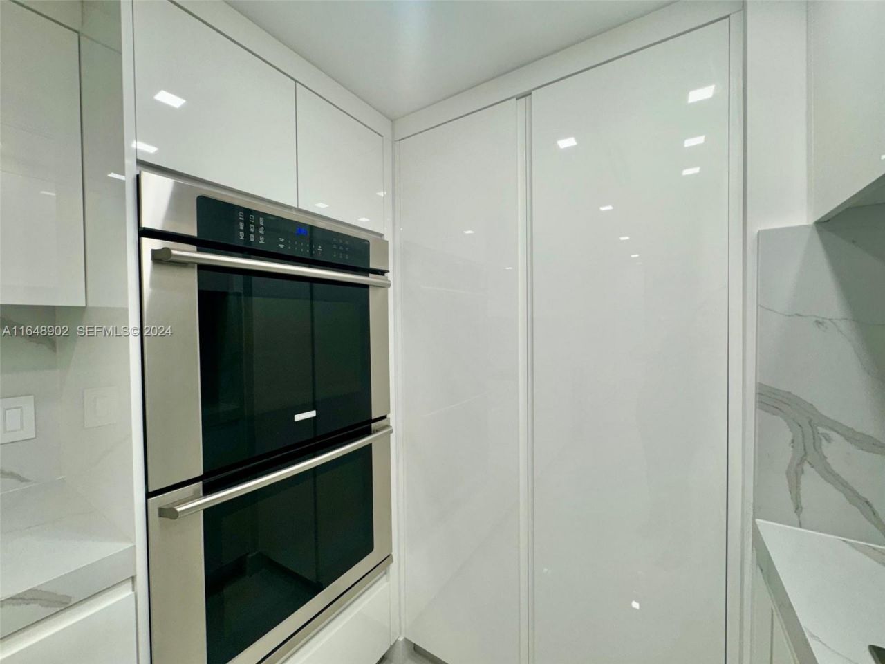 9801 Collins Ave, Unit 5U, Bal Harbour, FL 33154 Photo