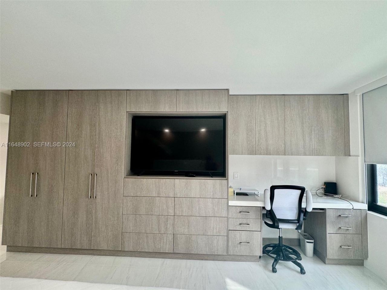9801 Collins Ave, Unit 5U, Bal Harbour, FL 33154 Photo