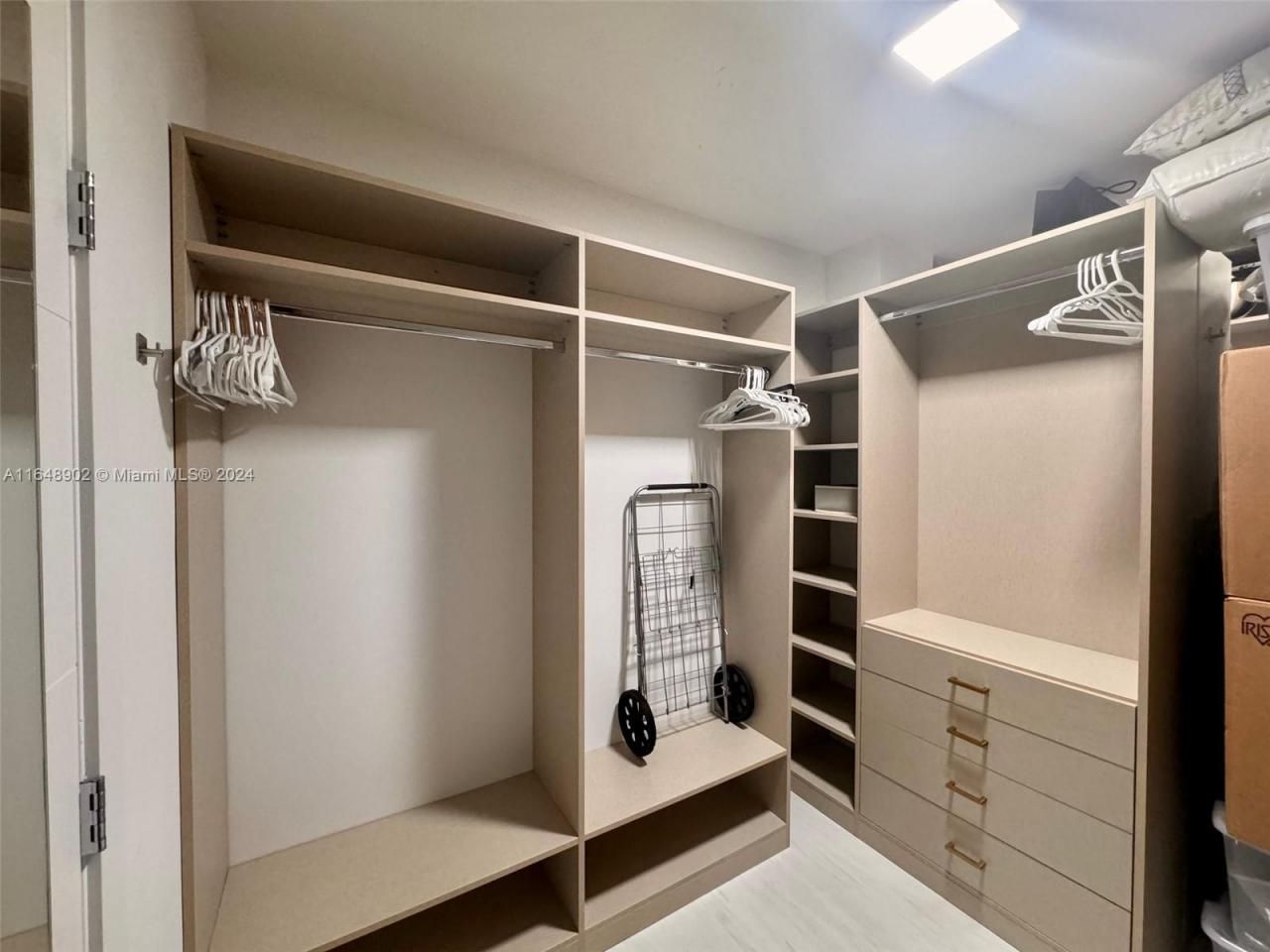 9801 Collins Ave, Unit 5U, Bal Harbour, FL 33154 Photo