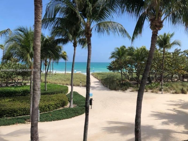 9801 Collins Ave, Unit 5U, Bal Harbour, FL 33154 Photo