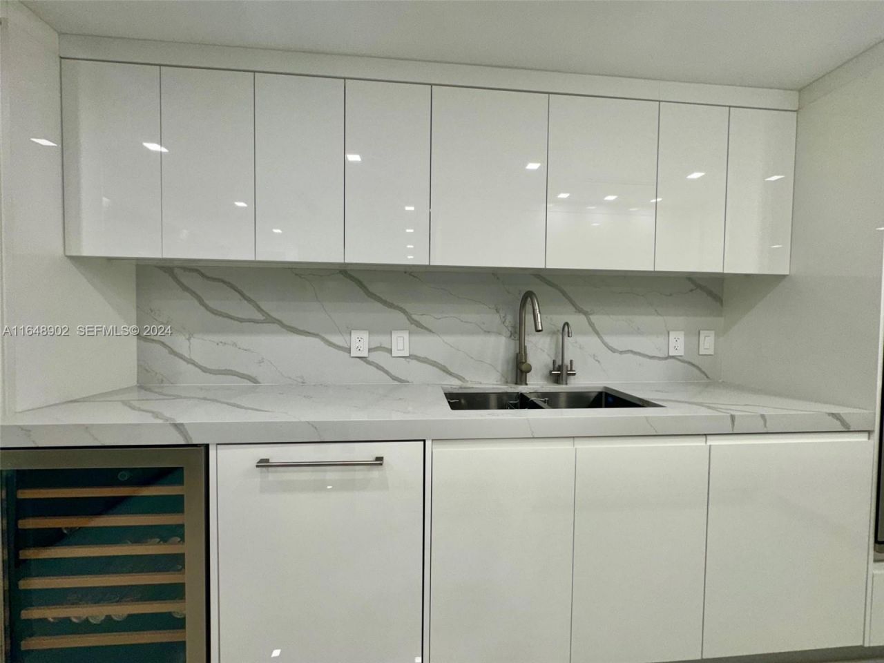 9801 Collins Ave, Unit 5U, Bal Harbour, FL 33154 Photo