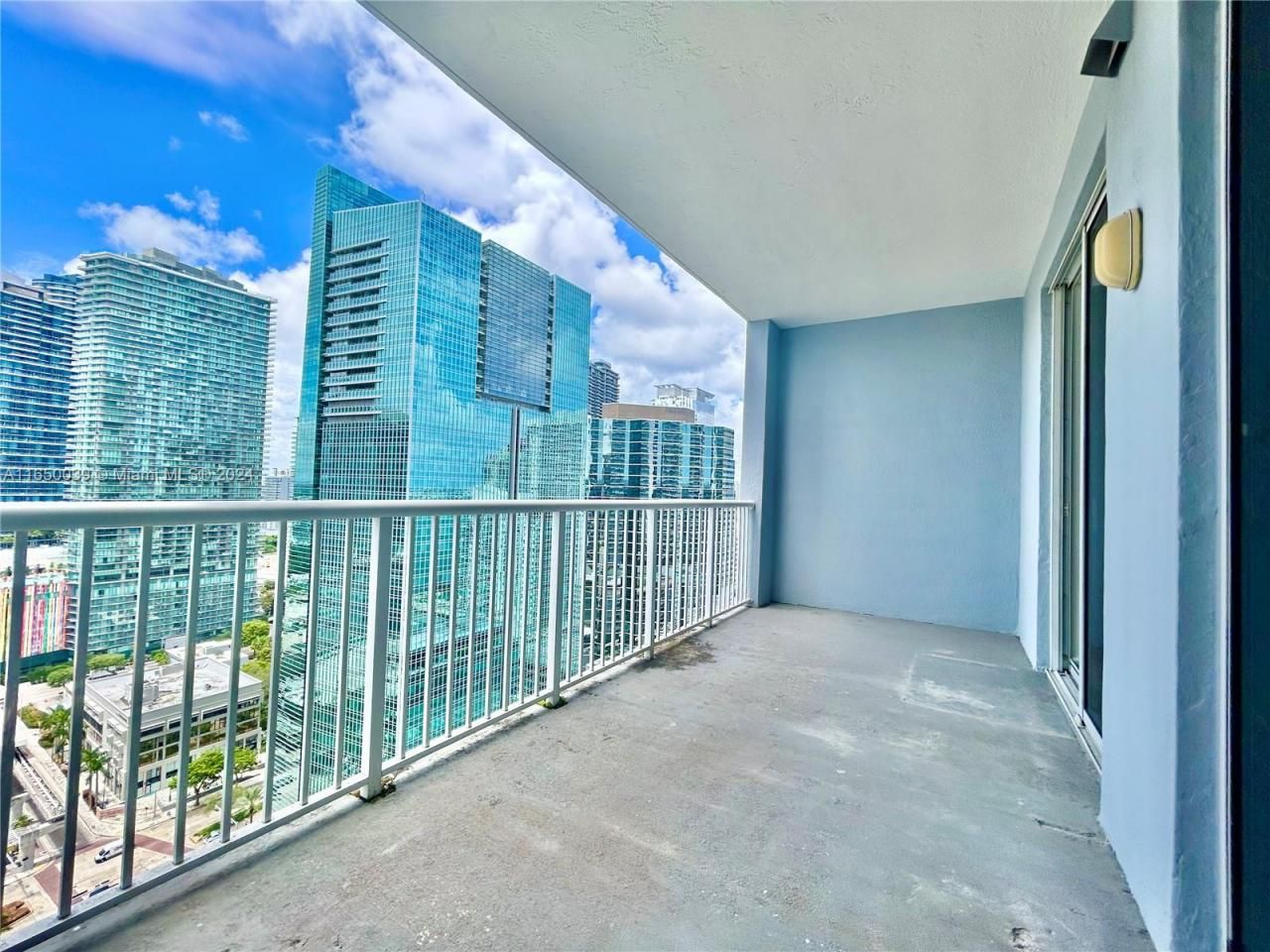 170 SE 14th St, Unit 2906, Miami, FL 33131 Photo