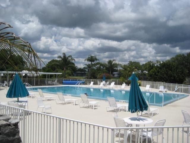 18081 SE Country Club Drive, Unit Bldg 18 Un, Jupiter, FL 33469 Photo