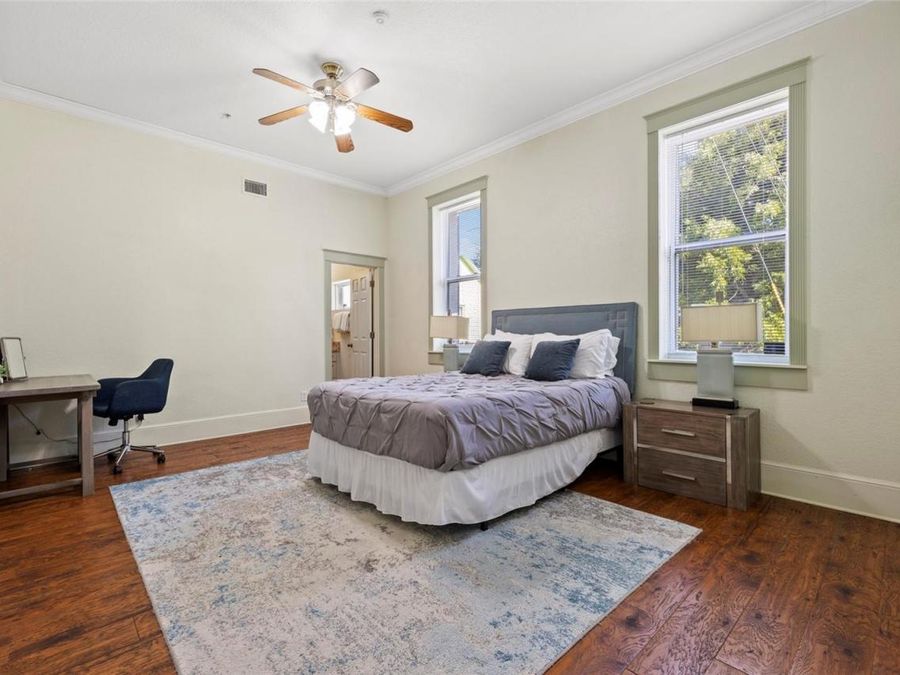 Property Image 60
