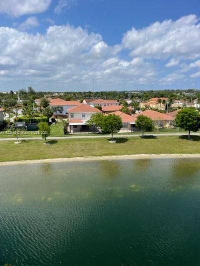 10145 NW 9th St Cir, Unit 7-502, Miami, FL 33172 Photo