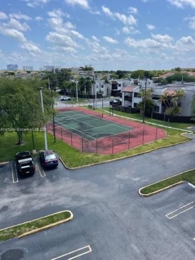 10145 NW 9th St Cir, Unit 7-502, Miami, FL 33172 Photo