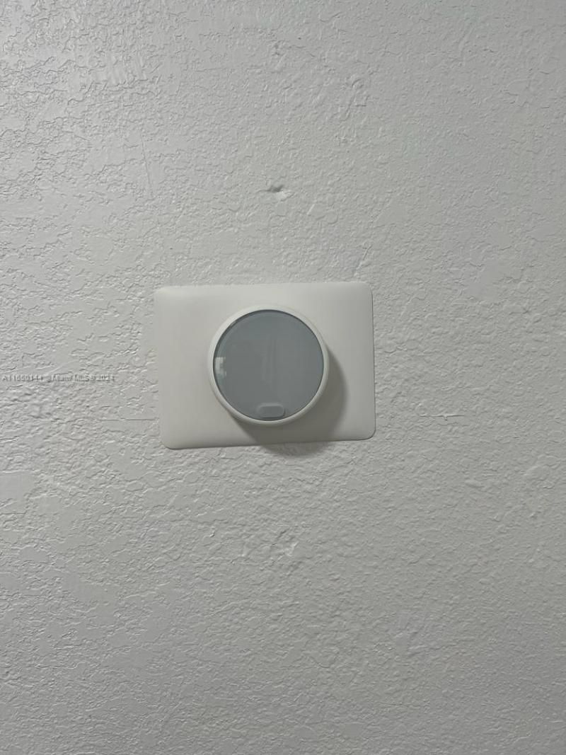 7710 NE 1st Ct, Miami, FL 33138 Photo