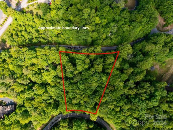 166 Chattooga Run, Hendersonville, NC 28739